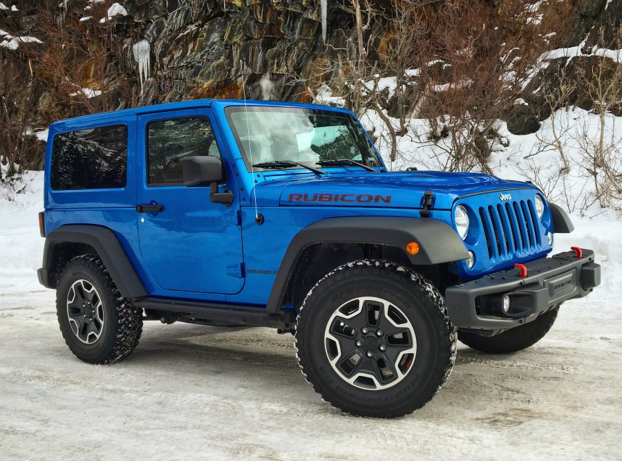 2016 Jeep Wrangler blue